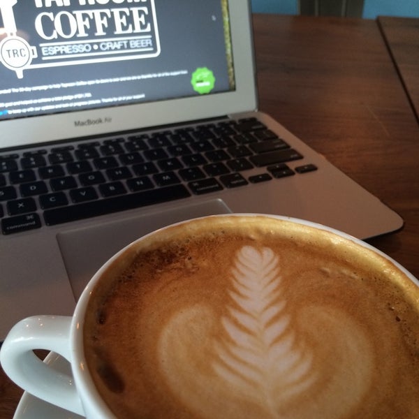 4/30/2014にVan B.がTaproom Coffeeで撮った写真