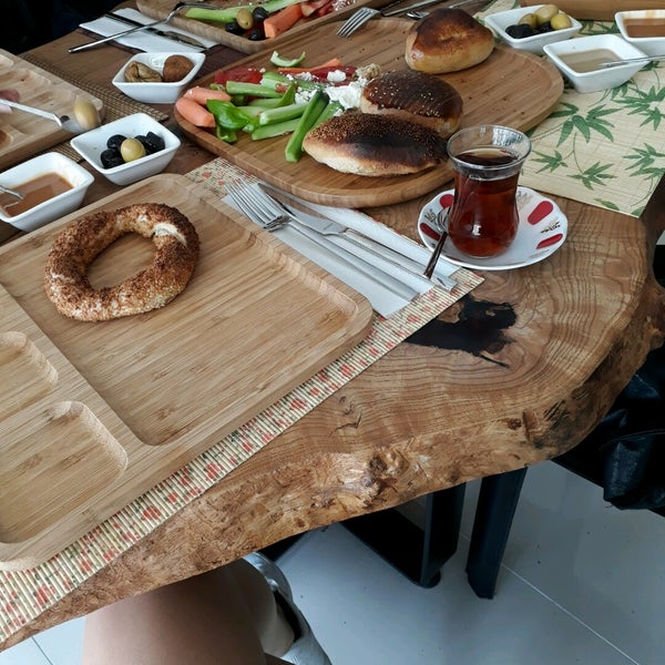 5/13/2017にHazel Neziha Ç.がMayaköy Organik Fırın ve Kafeで撮った写真