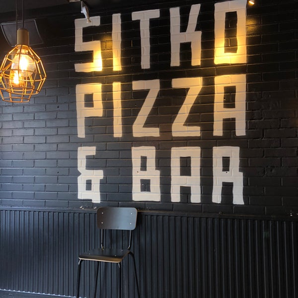 Das Foto wurde bei Sitko Pizza &amp; Bar von Antti K. am 3/28/2020 aufgenommen