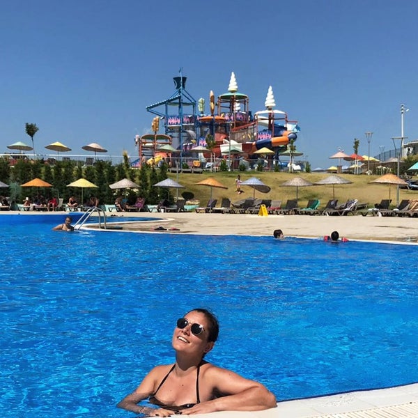 Photo taken at Oasis Aquapark by Hanife Y. on 7/28/2019