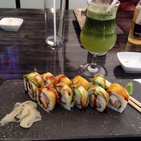 Foto diambil di Japo Sushi &amp; Bar oleh Gualas M. pada 11/3/2014