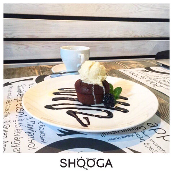 Das Foto wurde bei Shooga von SHOOGA c. am 2/25/2016 aufgenommen