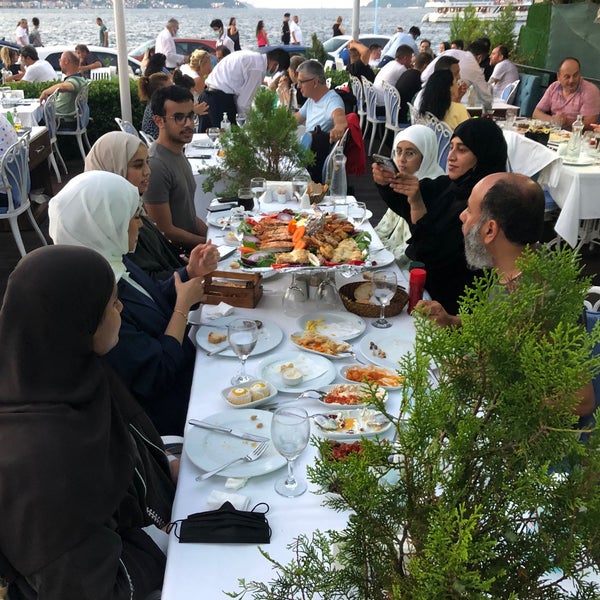 Photo taken at Tarihi Ali Baba Balık Lokantası by Kenan Y. on 10/30/2021
