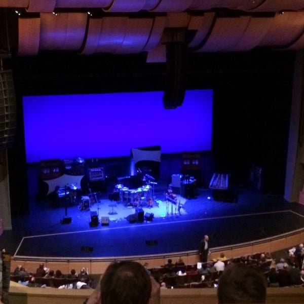 2/26/2014 tarihinde Sergio L.ziyaretçi tarafından Valley Performing Arts Center (VPAC)'de çekilen fotoğraf