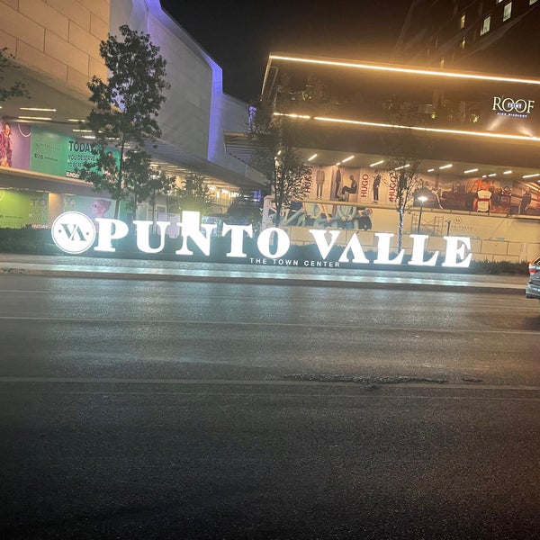 Foto tomada en Punto Valle (The Town Center)  por Dr Ignacio G. el 6/10/2021