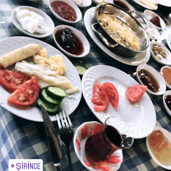 9/8/2018にÖzayがCici Şirince Mutfağıで撮った写真