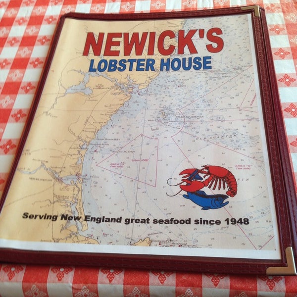 Снимок сделан в Newick&#39;s Lobster House пользователем Ashley M. 8/11/2014