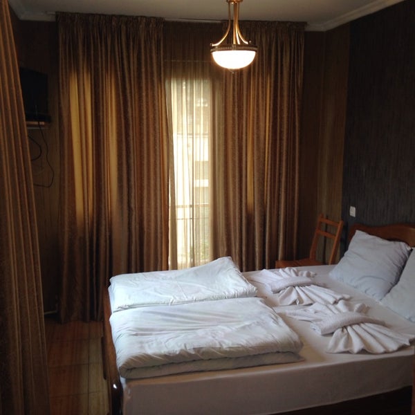 Foto diambil di Tbilisi House | Hotel &amp; Hostel oleh Tato S. pada 10/7/2014