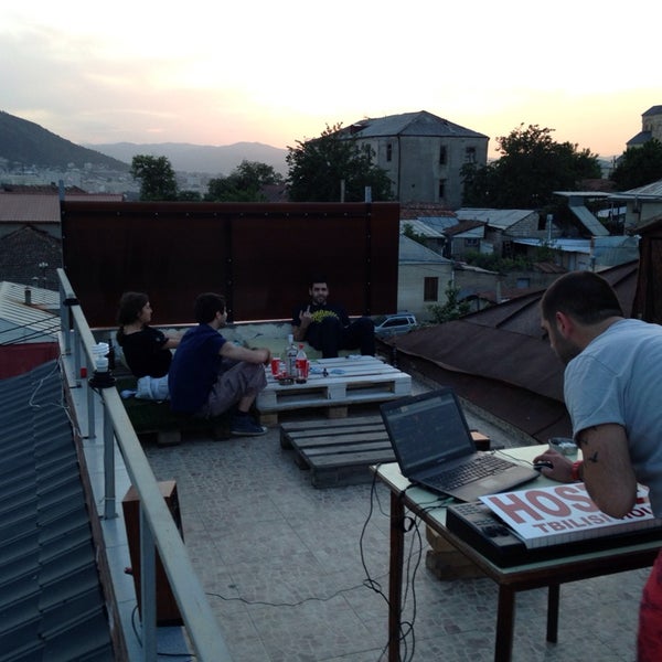 Foto diambil di Tbilisi House | Hotel &amp; Hostel oleh Tato S. pada 5/15/2014