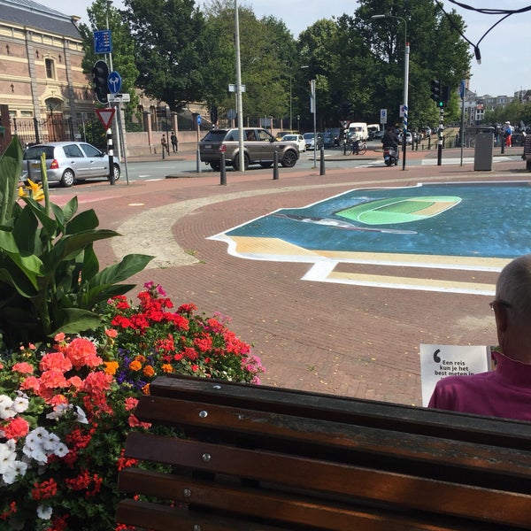 Bagels & Beans Zeeheldenkwartier Piet Heinplein 3