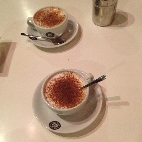 Foto tirada no(a) Kahve Durağı por Glcn em 12/27/2014