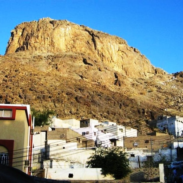 Photo taken at Jabal Tsur by Sawung G. on 4/4/2013