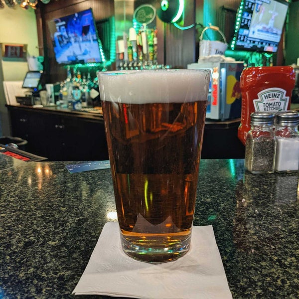 Photo taken at The Greene Turtle Sports Bar &amp; Grille by Patrick W. on 11/25/2021
