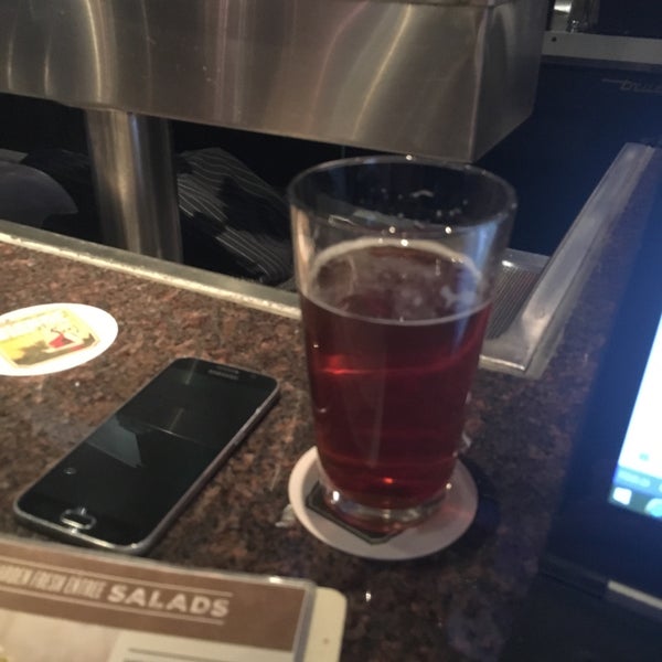 Photo taken at BJ&#39;s Restaurant &amp; Brewhouse by Terrence S. on 2/25/2017