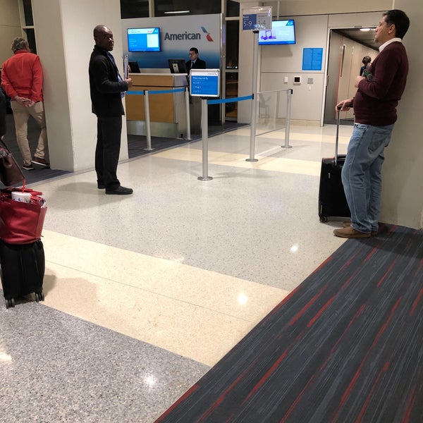 Foto scattata a Terminal A da Terrence S. il 2/19/2019