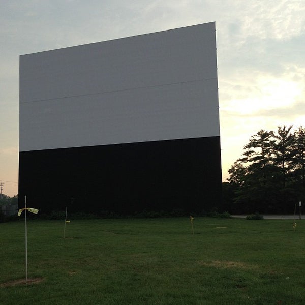 Photo taken at South Drive-In by Melissa Z. on 7/19/2013