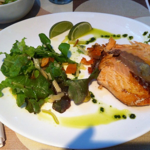 4/11/2014にPri T.がRestaurante Fazenda Barbanegraで撮った写真