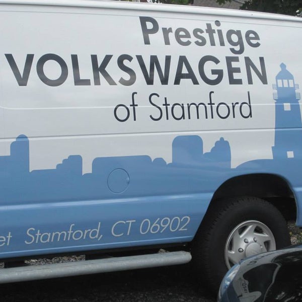 Foto tirada no(a) Prestige Volkswagen of Stamford por Prestige Volkswagen of Stamford em 2/24/2014
