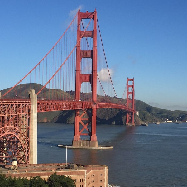 2/24/2017 tarihinde Huguette R.ziyaretçi tarafından Golden Gate Overlook'de çekilen fotoğraf