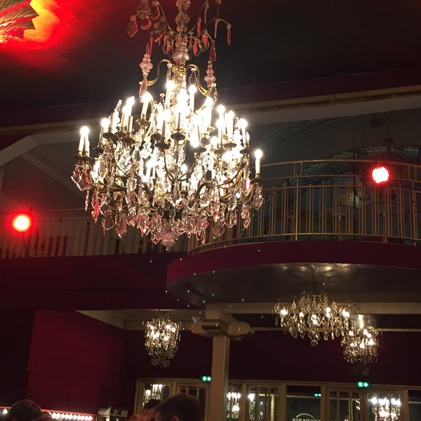 10/26/2018 tarihinde Huguette R.ziyaretçi tarafından Casino de Paris'de çekilen fotoğraf