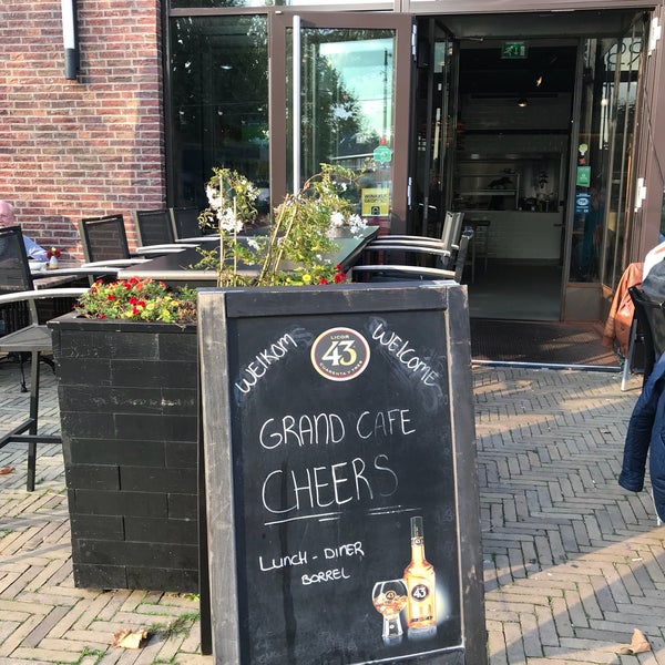 10/6/2018 tarihinde Emiel H.ziyaretçi tarafından Grand Café Cheers'de çekilen fotoğraf