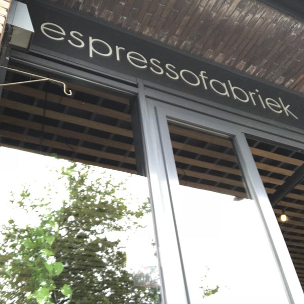5/18/2018 tarihinde Emiel H.ziyaretçi tarafından Espressofabriek IJburg'de çekilen fotoğraf