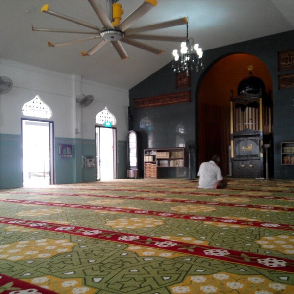 Masjid Al Huda (Mosque) - Bukit Timah - 3 tips