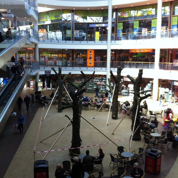 Megastores Shopping Mall In Den Haag