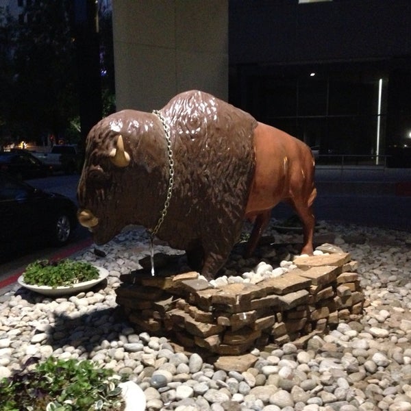 9/12/2013 tarihinde michelle m.ziyaretçi tarafından Renaissance Oklahoma City Convention Center Hotel'de çekilen fotoğraf