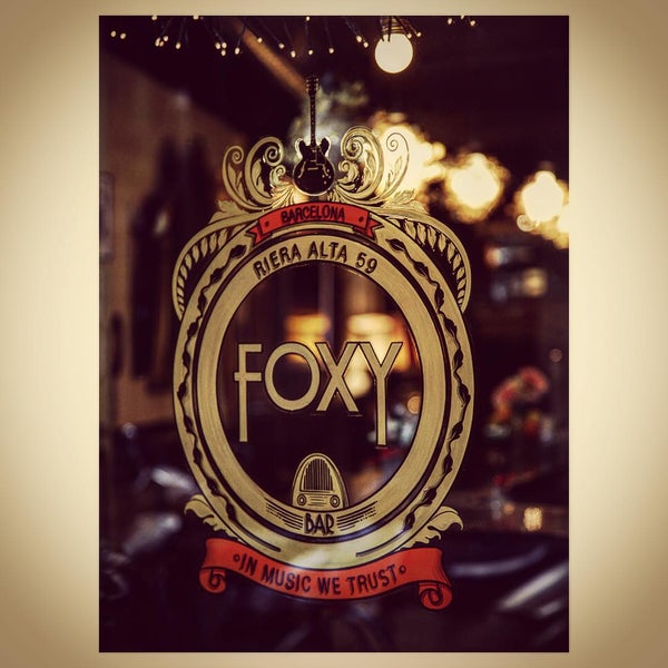 รูปภาพถ่ายที่ Foxy Bar โดย FoxyBar B. เมื่อ 7/21/2015