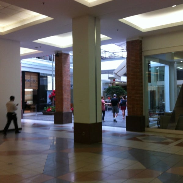 Foto scattata a Ponteio Lar Shopping da Ighor M. il 12/29/2012