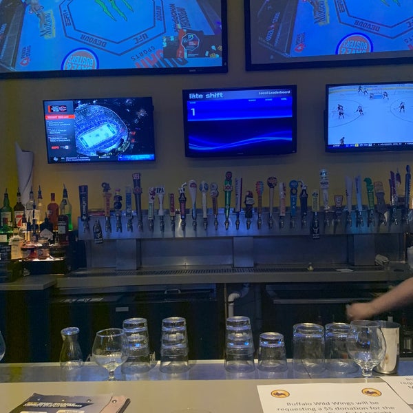 Buffalo Wild Wings Houston, TX