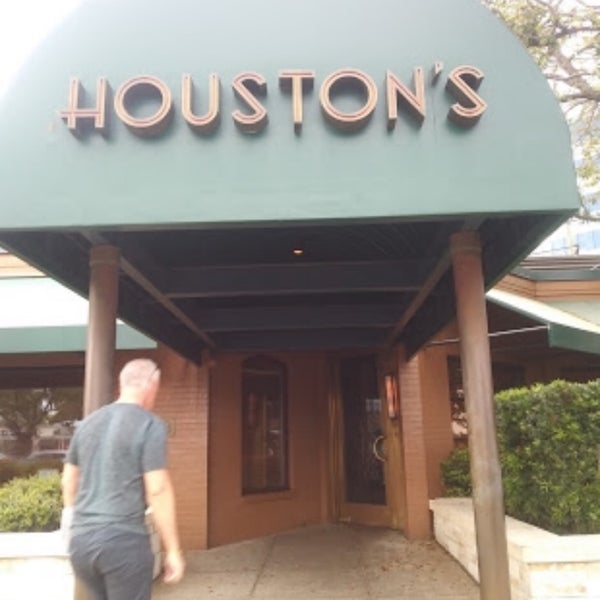 Houstons Steakhouse 1 tip