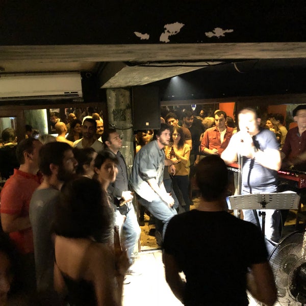 10/6/2018에 Hakan님이 Cinatı Cafe &amp; Bar에서 찍은 사진