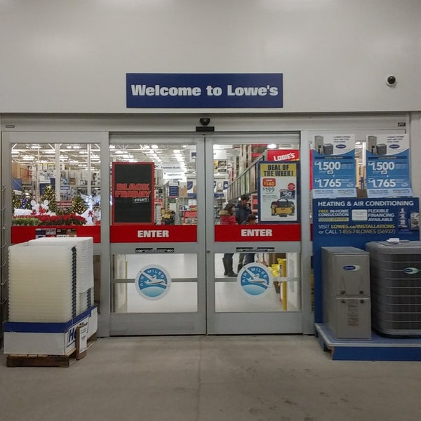 Lowe's Hardware Store in Waterloo