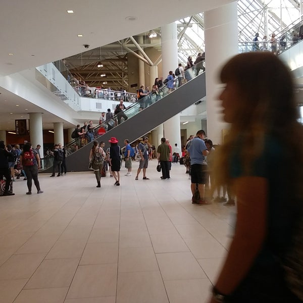 8/31/2018 tarihinde Andy T.ziyaretçi tarafından Metro Toronto Convention Centre - North Building'de çekilen fotoğraf