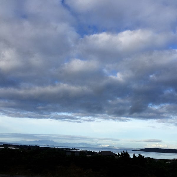 2/23/2015 tarihinde Tintinziyaretçi tarafından Hilton Lake Taupo'de çekilen fotoğraf