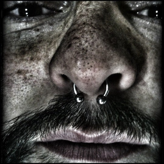 4/30/2012にEXOTICO TATTOO BARCELONAがLTW Tattoo &amp; Piercingで撮った写真