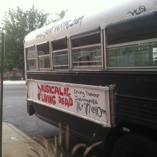 Foto tirada no(a) Irving Theater por Chris A. em 7/8/2012