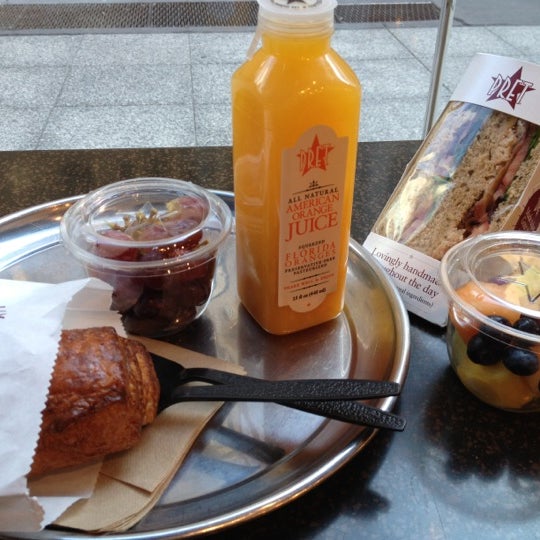 Photo taken at Pret A Manger by 💋Maria I. on 4/20/2012