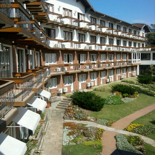 8/19/2012 tarihinde Sandro R.ziyaretçi tarafından Hotel Alpestre'de çekilen fotoğraf