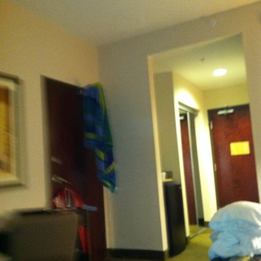 Photos At Comfort Suites North Charleston Hotel In Charleston