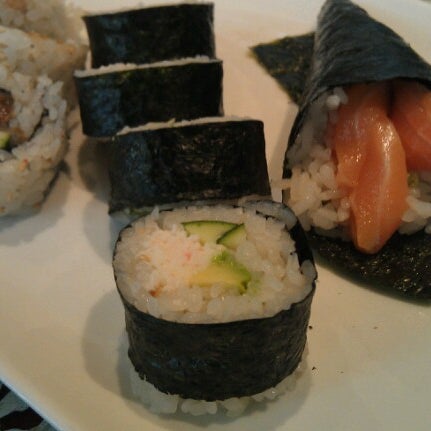 6/11/2012 tarihinde Adam D.ziyaretçi tarafından iFish Japanese Grill'de çekilen fotoğraf