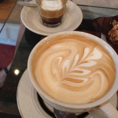 8/3/2012 tarihinde Andrewziyaretçi tarafından MyWayCup Coffee'de çekilen fotoğraf
