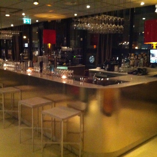 รูปภาพถ่ายที่ Café Restaurant Open โดย Jorge L. เมื่อ 2/15/2012