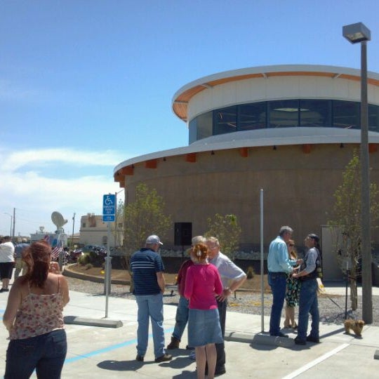 Photo taken at The Big Well Museum &amp; Visitor Information Center by Philiam T. on 5/4/2012