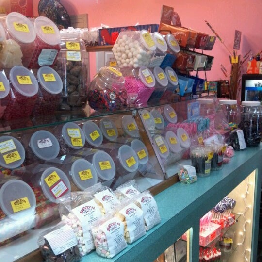 Foto tirada no(a) Boyd&#39;s Retro Candy Store por David M. em 8/10/2012