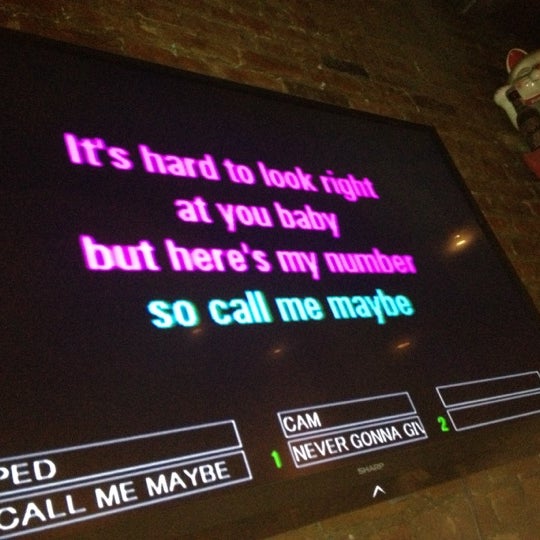 Foto scattata a Karaoke One 7 da Anoop R. il 8/15/2012