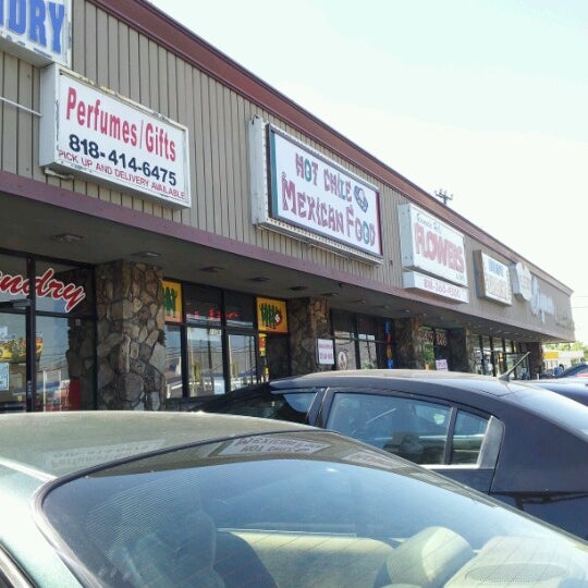 Hot Chili Mexican Restaurant in Granada Hills