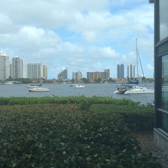 Photos at Houston's 17355 Biscayne Blvd